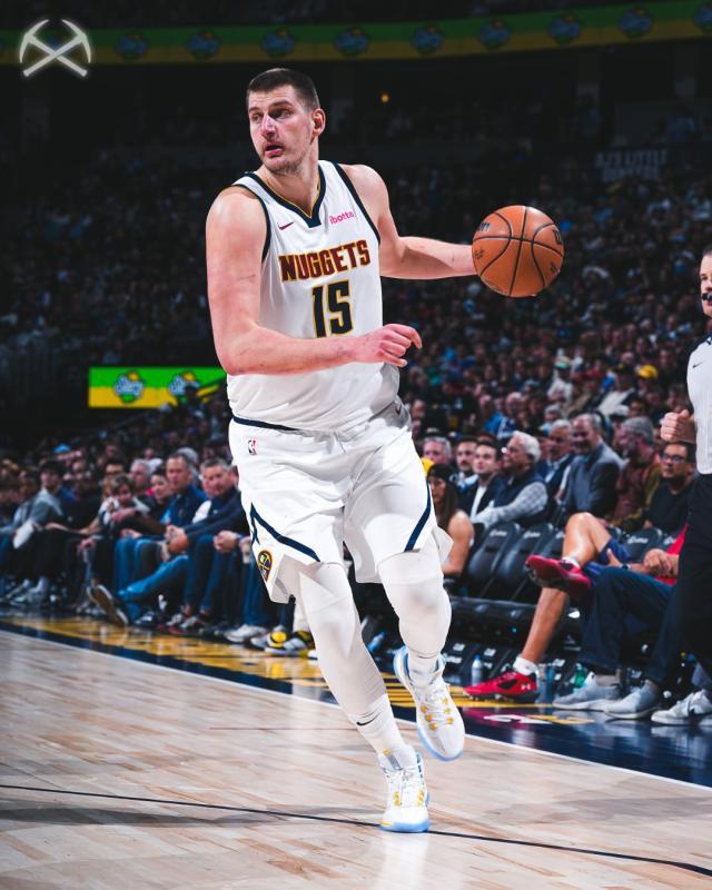 GKNb3dpWAAAB3SG.jpg
